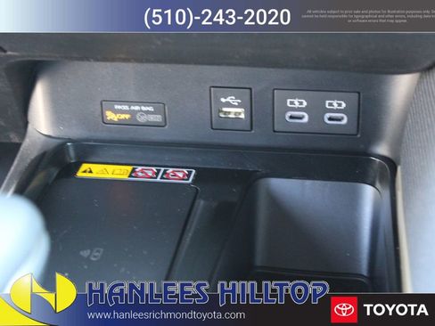Used 2026 Toyota Camry SE w/ Convenience Package FWD image 22