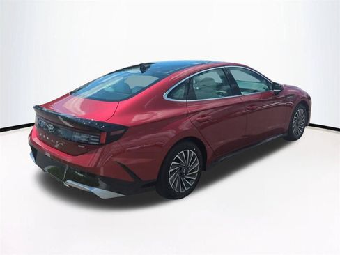New 2026 Hyundai Sonata SEL FWD image 5