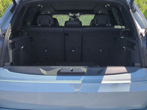 Certified 2025 BMW X5 xDrive50e w/ M Sport Package AWD/4WD image 32