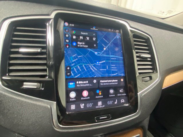 Used 2023 Volvo XC90 B5 Plus w/ Protection Package Premier AWD/4WD image 18