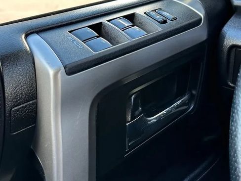 Used 2018 Toyota 4Runner SR5 image 27