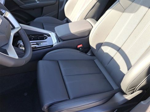 New 2025 Audi Q5 Premium Plus image 18