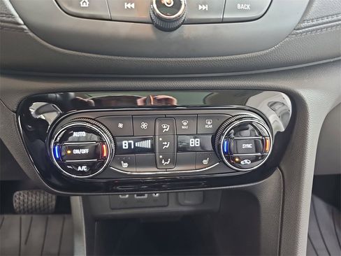 Used 2023 Buick Encore GX Select w/ Experience Buick Package image 29