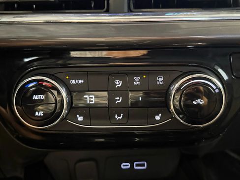 Used 2025 Chevrolet Trax ACTIV w/ Driver Confidence Package image 18