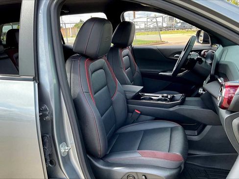 Used 2026 Chevrolet Equinox RS w/ Convenience Package III image 8