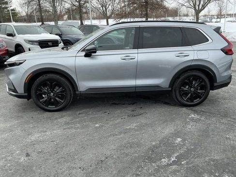 Used 2025 Honda CR-V Sport Touring image 9