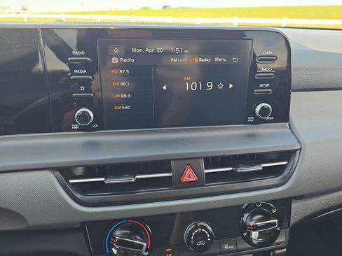 Used 2026 Kia Seltos LX AWD/4WD image 22