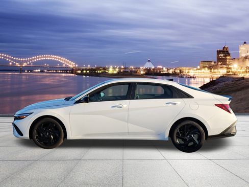 New 2026 Hyundai Elantra Sport image 2