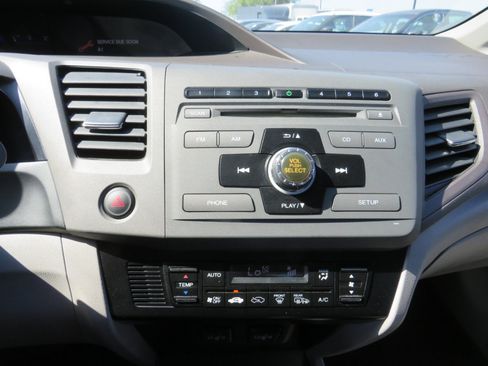 Used 2012 Honda Civic Hybrid Sedan image 15