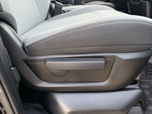 Used 2019 RAM 2500 Big Horn image 33