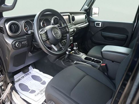 Used 2022 Jeep Wrangler Unlimited Sport AWD/4WD image 8