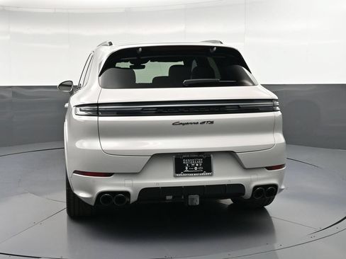 Certified 2025 Porsche Cayenne GTS AWD/4WD image 7
