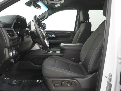 Used 2022 GMC Yukon SLE w/ Gmc Pro Safety Plus Package AWD/4WD image 23