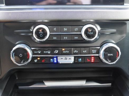 Used 2023 Ford F250 Platinum w/ Tremor Off-Road Package image 26