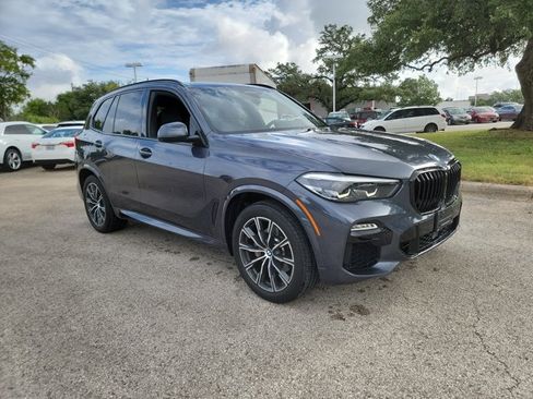 Used 2019 BMW X5 xDrive40i w/ M Sport Package AWD/4WD image 3