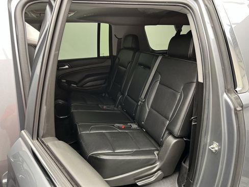 Used 2020 GMC Yukon XL SLT w/ Premium Edition image 13