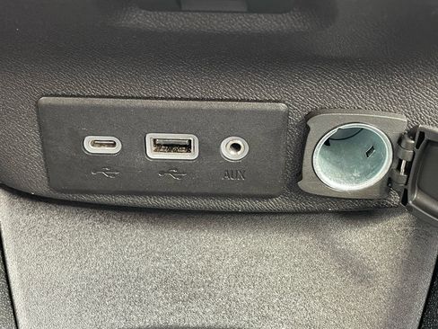 Used 2022 Chevrolet Malibu LS image 17