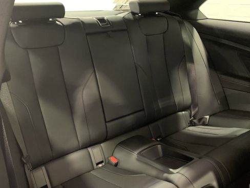 Used 2025 BMW 230i Coupe w/ M Sport Package RWD image 27