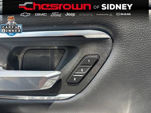Used 2024 RAM 1500 Laramie AWD/4WD image 18