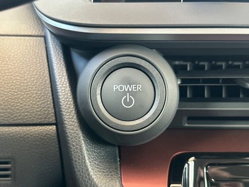 New 2027 Toyota Prius Plug-In Hybrid FWD image 28