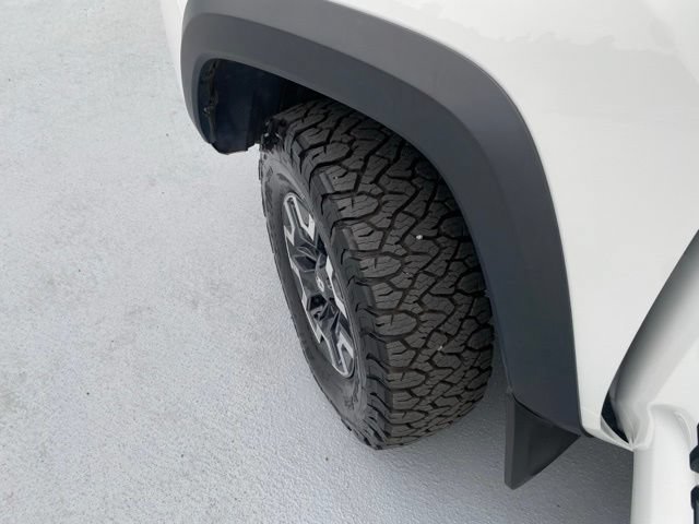 Used 2021 Toyota Tacoma TRD Off-Road w/ Technology Package AWD/4WD image 24