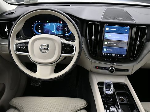 Used 2025 Volvo XC60 B5 Ultra w/ Protection Package Premier image 6