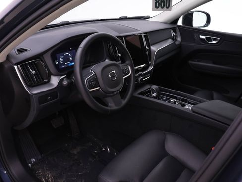 Certified 2025 Volvo XC60 B5 Core image 6