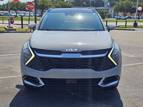 Used 2023 Kia Sportage SX FWD image 2