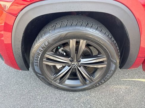 Used 2022 Volkswagen Atlas Cross Sport SEL R-Line image 27