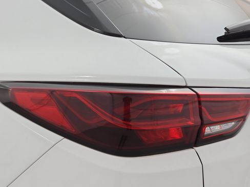 Used 2023 Chevrolet Blazer LT w/ Driver Confidence Package image 32