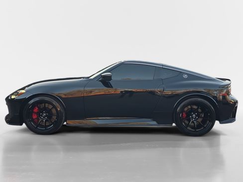 Certified 2024 Nissan Z NISMO w/ Floor Mat Package image 2