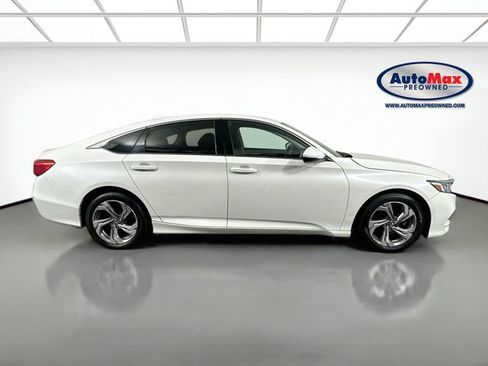 Used 2018 Honda Accord LX image 9