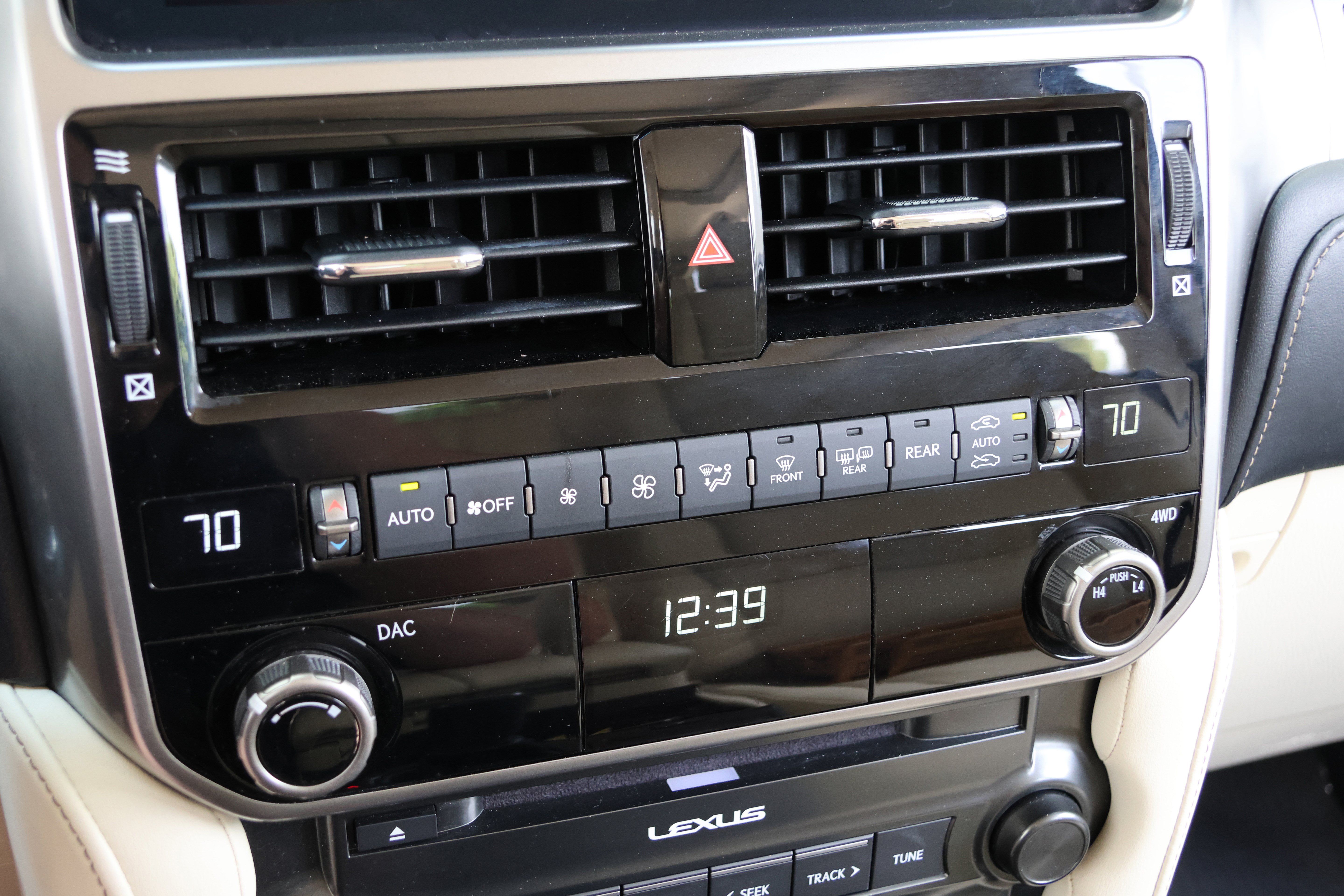 Used 2023 Lexus GX 460 Premium AWD/4WD image 27