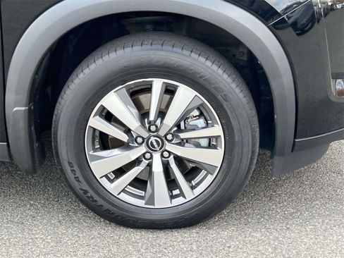 Certified 2024 Nissan Pathfinder SL image 7