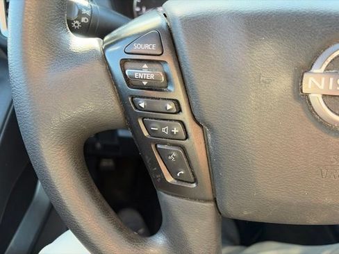 Used 2023 Nissan Frontier SV w/ Tow Package RWD image 25