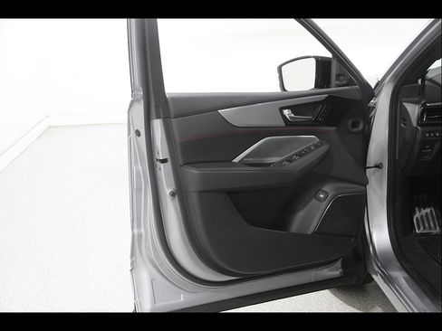 Used 2025 Acura MDX A-Spec AWD/4WD image 4