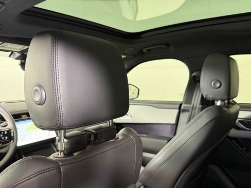 Certified 2026 Land Rover Range Rover Velar Dynamic SE image 21