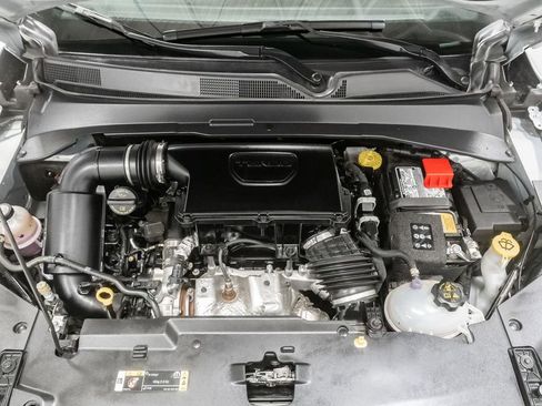 Used 2025 Jeep Compass Trailhawk AWD/4WD image 3