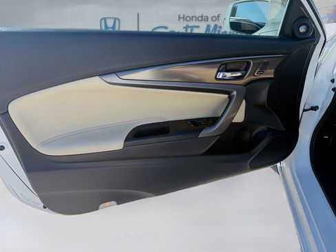 Used 2017 Honda Accord EX-L image 21