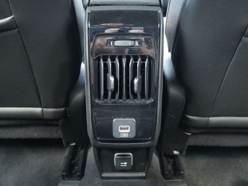 Used 2024 Jeep Compass Trailhawk AWD/4WD image 31
