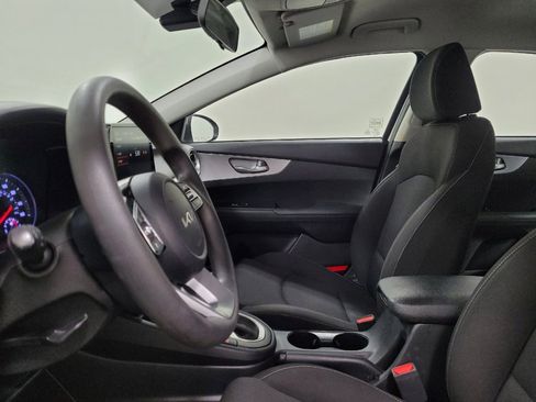 Used 2022 Kia Forte LXS w/ LXS Technology Package FWD image 17