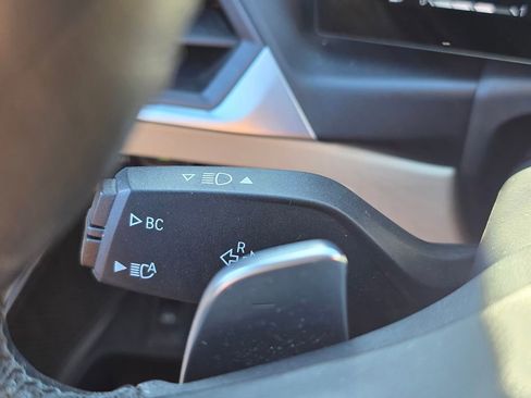 Used 2023 BMW 330i Sedan w/ Premium Package RWD image 38