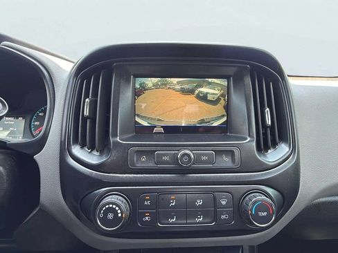 Used 2019 Chevrolet Colorado W/T w/ WT Convenience Package RWD image 11