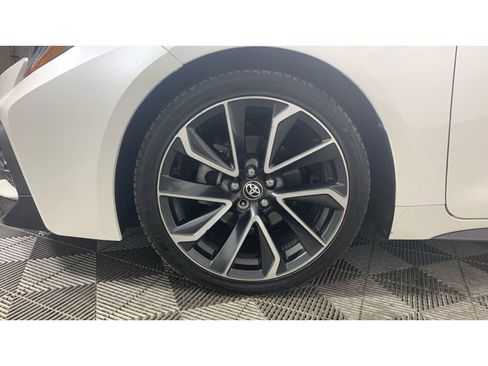 Used 2020 Toyota Corolla SE image 11