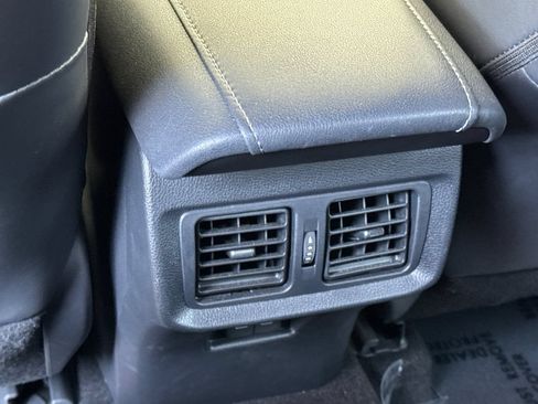 Certified 2024 Toyota Venza Limited AWD/4WD image 17
