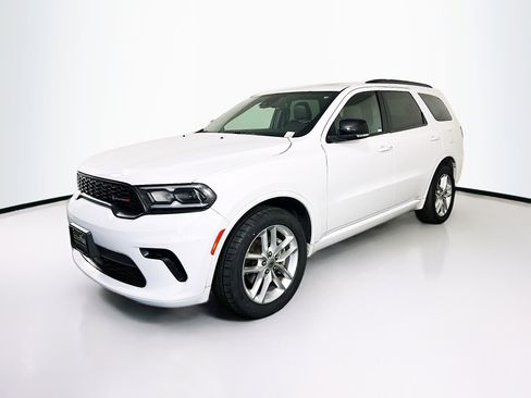 Used 2024 Dodge Durango GT image 3