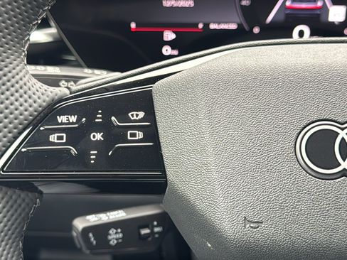 New 2025 Audi SQ5 Premium Plus image 23