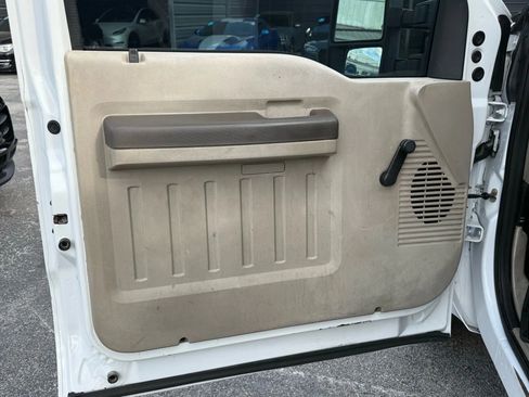 Used 2008 Ford F350 2WD Regular Cab Super Duty image 11