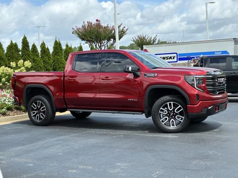 Used 2026 GMC Sierra 1500 AT4 w/ AT4 Premium Package AWD/4WD image 3