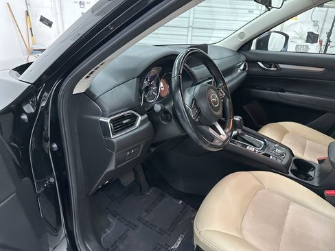 Used 2019 MAZDA CX-5 Touring image 9